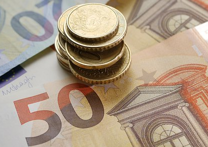 长兴垫资过桥公司：企业资金周转的“及时雨”，助您轻松跨越融资难关